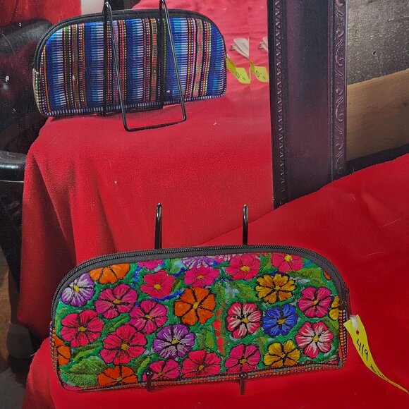 Handmade Guatemalan Embroidered Bright Floral / Stripes Clutch Makeup Bag Poppy - Picture 1 of 16